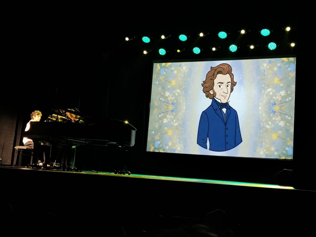 Spektakl pt. ,,Zaczarowany fortepian”