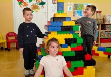 Warsztaty „Mali Architekci” – kreatywna edukacja z klockami Lego XXL